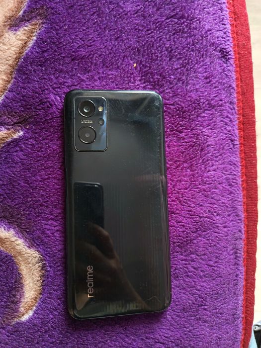 Продам телефон релми