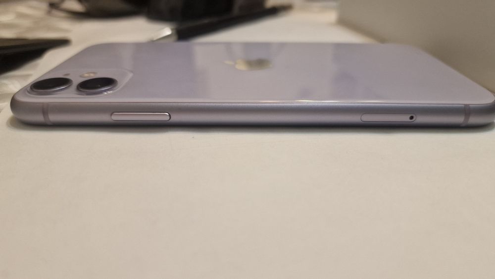 Iphone 11 128гб идеал