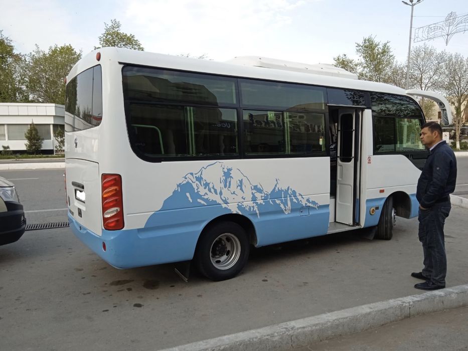 Aftobus sotiladi DONG FENG YILI 2018