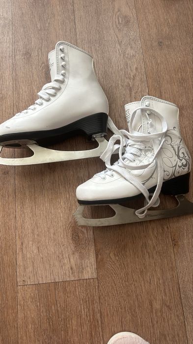 Коньки женские , для девчоки. Ращмер 36-37