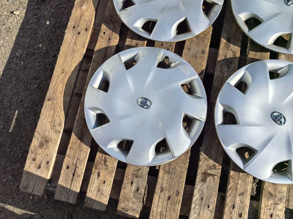 15 цола 4 х 100 мм Тойота Ярис / Корола