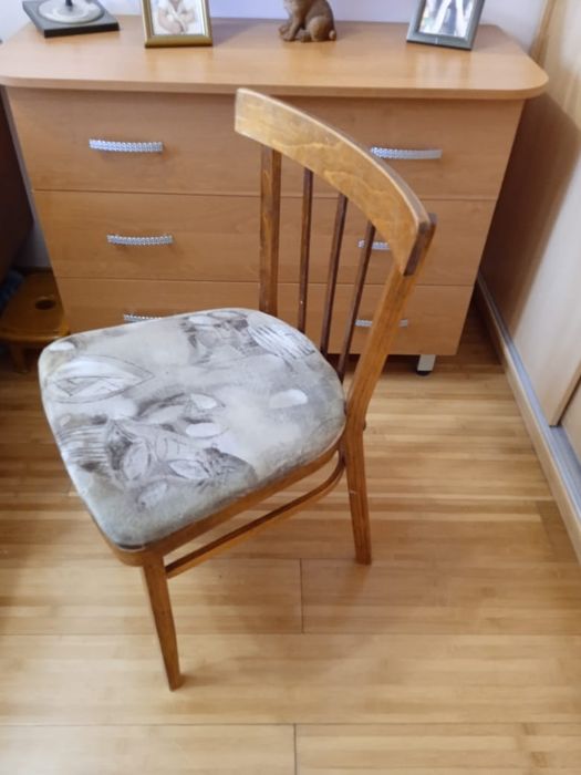 Стулья б/у 2 шт.