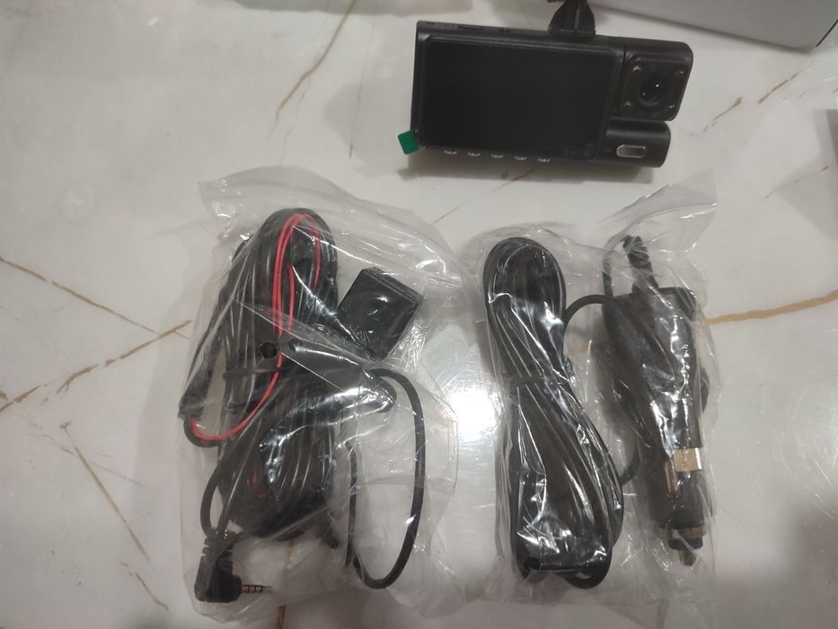 Продам видеорегистратор 3в1