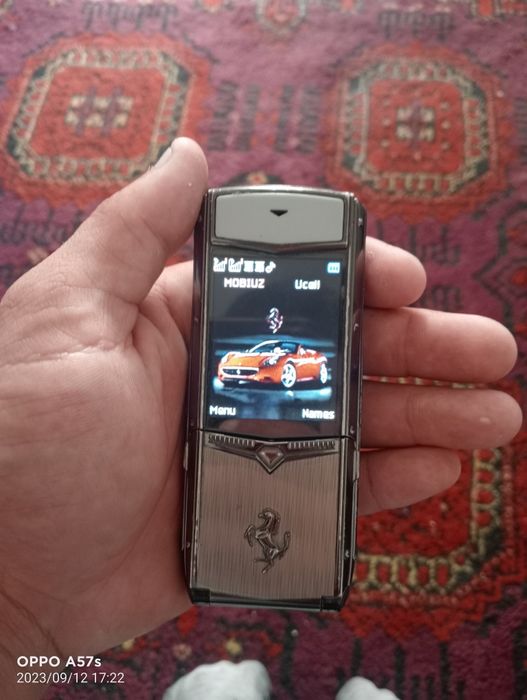 Vertu Model F510