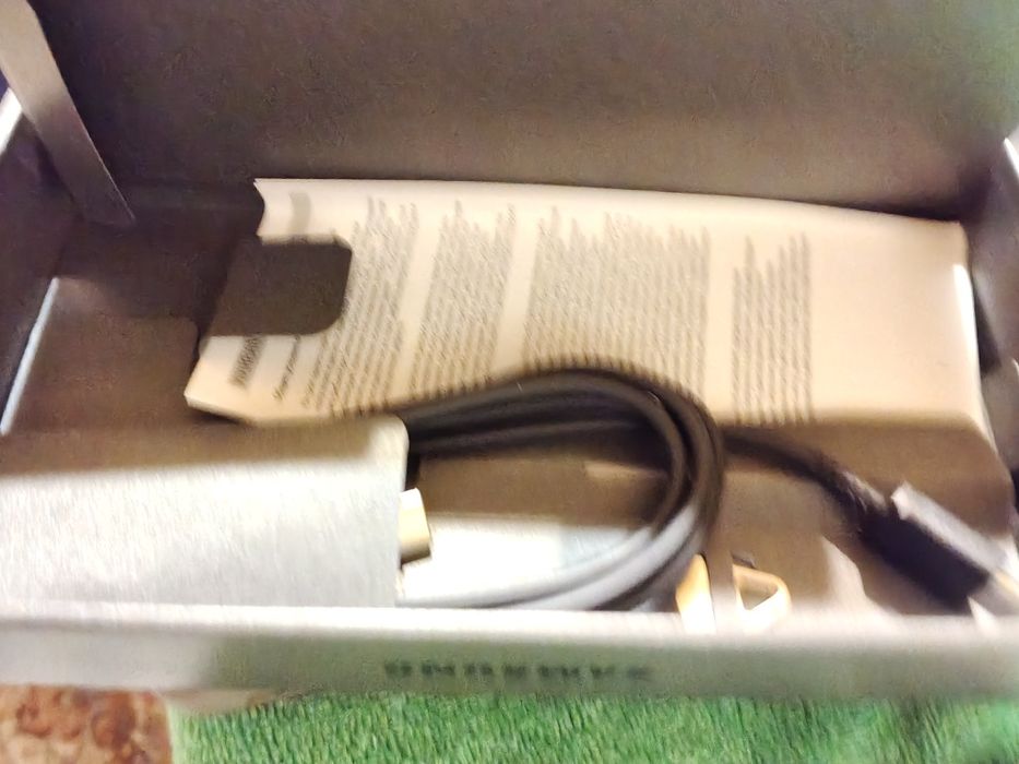 Продам телефон самсунг