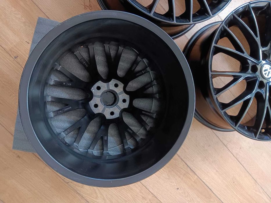 Jante 19 Audi Q4 E-Tron, Q2L, Q2L Sportback , SQ2 impecabile 5x112