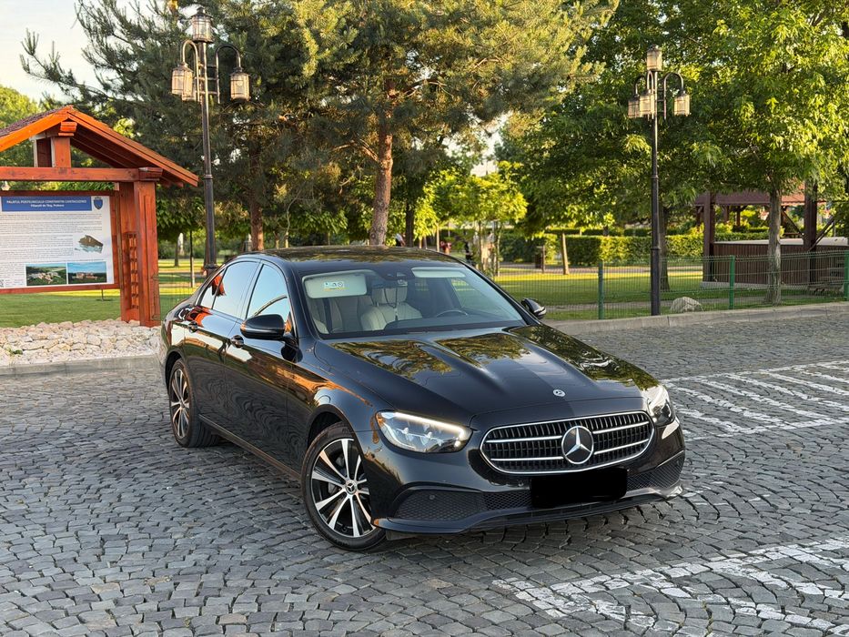 Mercedes-Benz E300 Plug In&Benzina 320 cp PROPIETAR