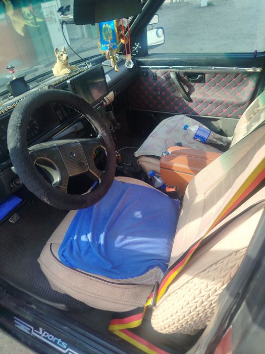 Продам машину в нормальном состояние