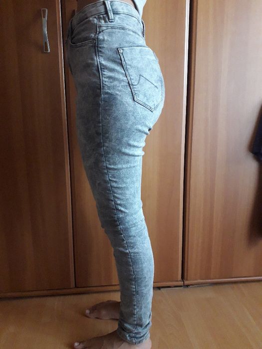 Jeansi gri skinny C&A