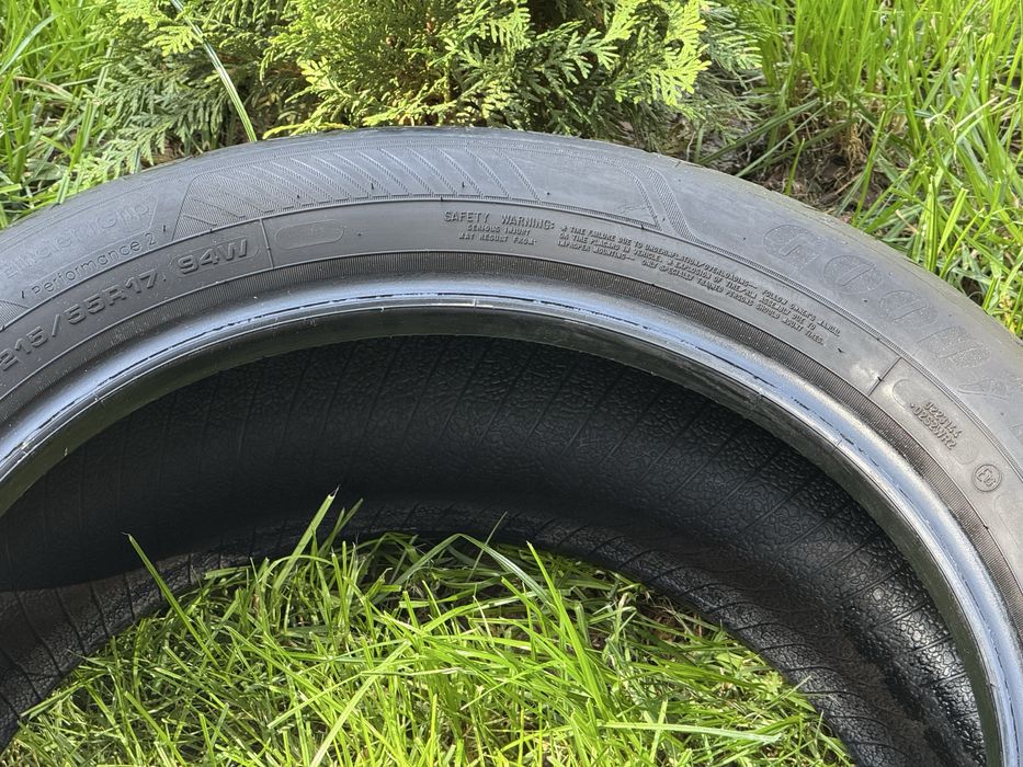 Летние шины 215/55/17