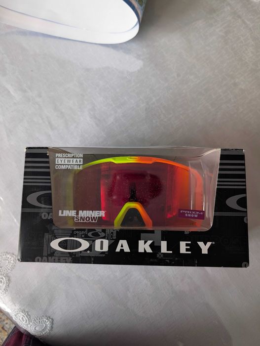 Горнолыжные очки Oakley, маска