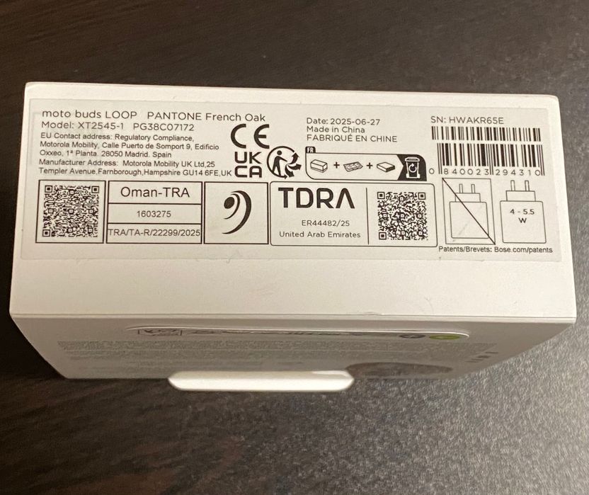 Moto buds Loop Swarovski Pantone