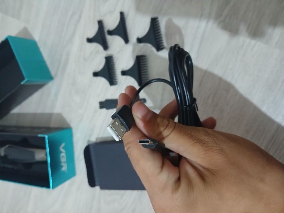 Soqol va soch olish mashinasi VGR V 030