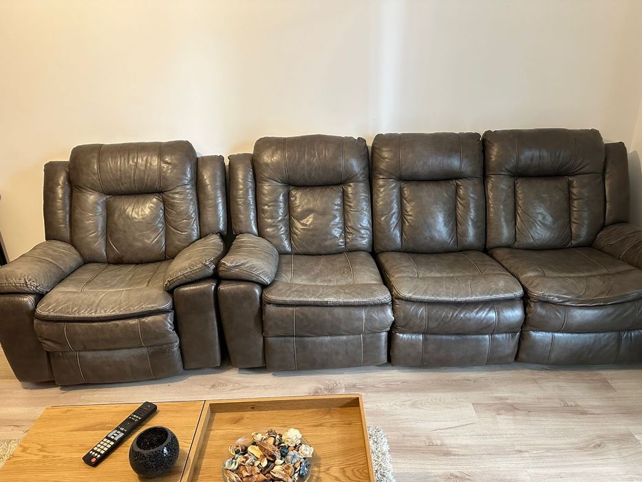 Canapea piele de vanzare