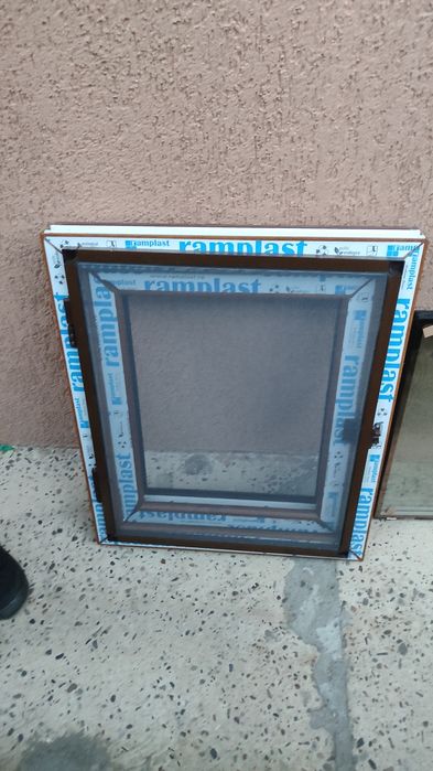 Geam termopan  dubla deschidere 71.5x60cm