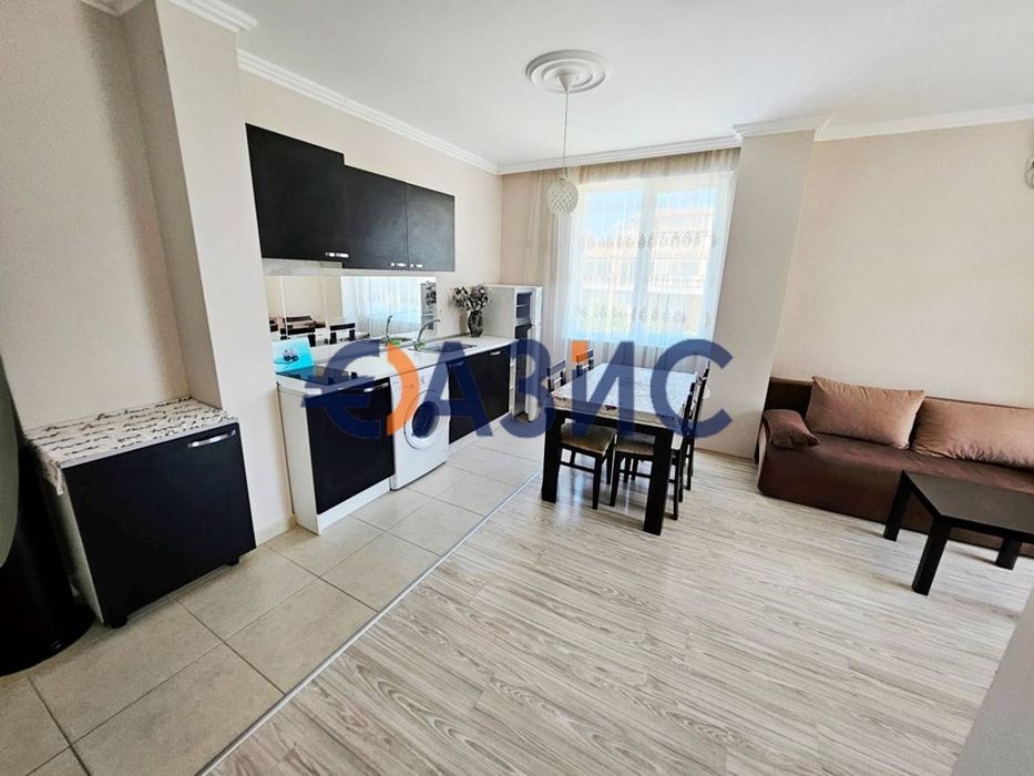 Двустаен апартамент в комплекс Персани 2, 61 кв.м., Слънчев бряг,