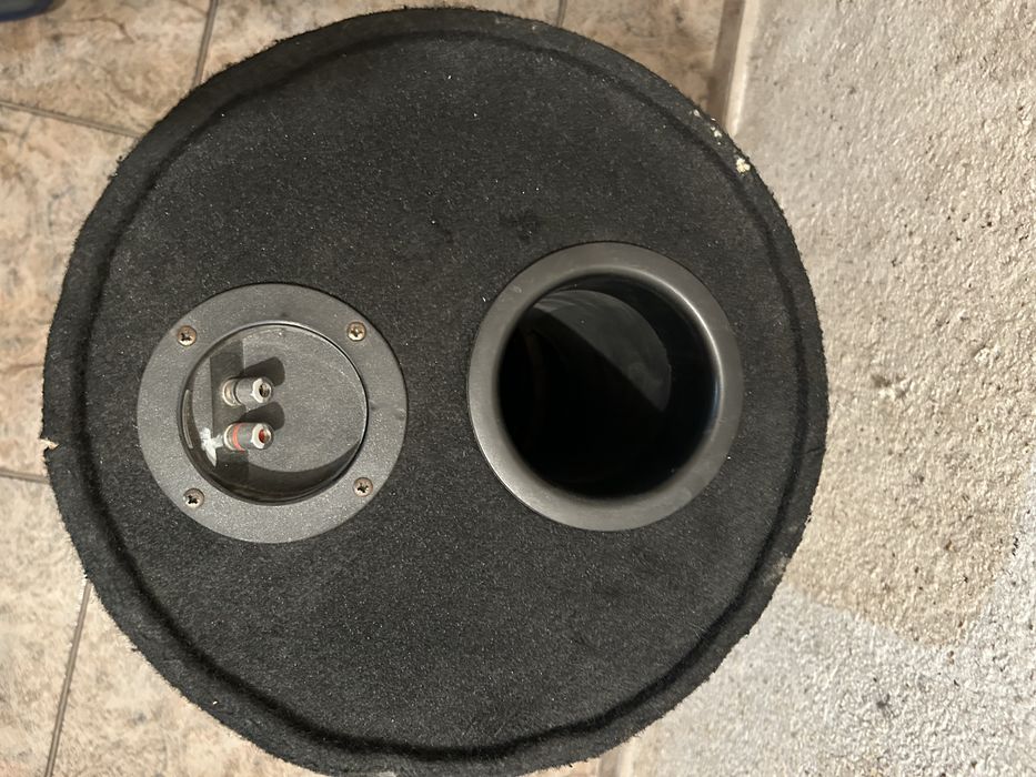 Субуфер JBL CS1214T 1000W+ усилвател