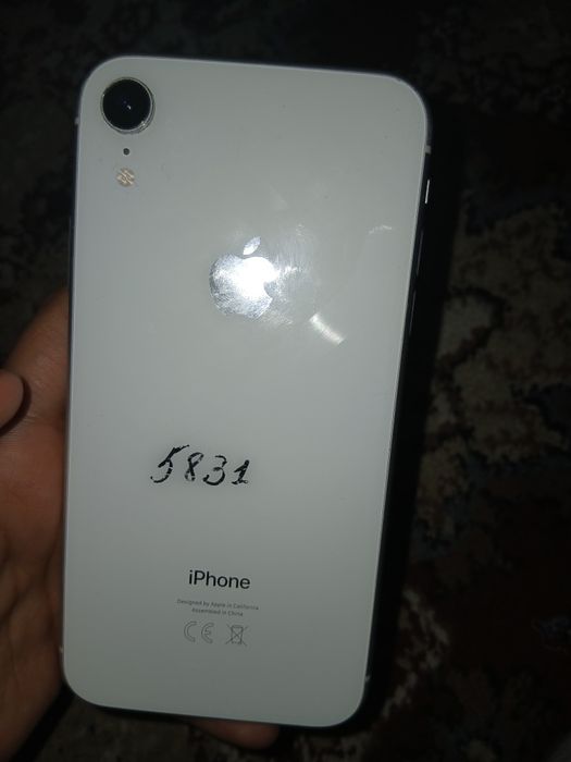 Айфон хр сотилади 700 минг обменгаям  бор