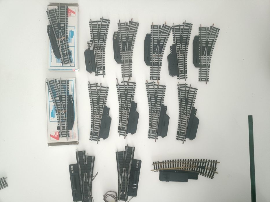 Machetă accesorii Trenulet electric ,  Pod, căsuțe ,  Trecere calea