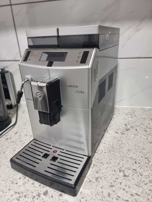 Espressor automat Saeco Lirika Plus