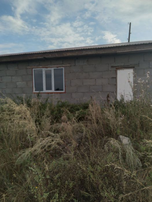 Продам дом в селе Саратовка