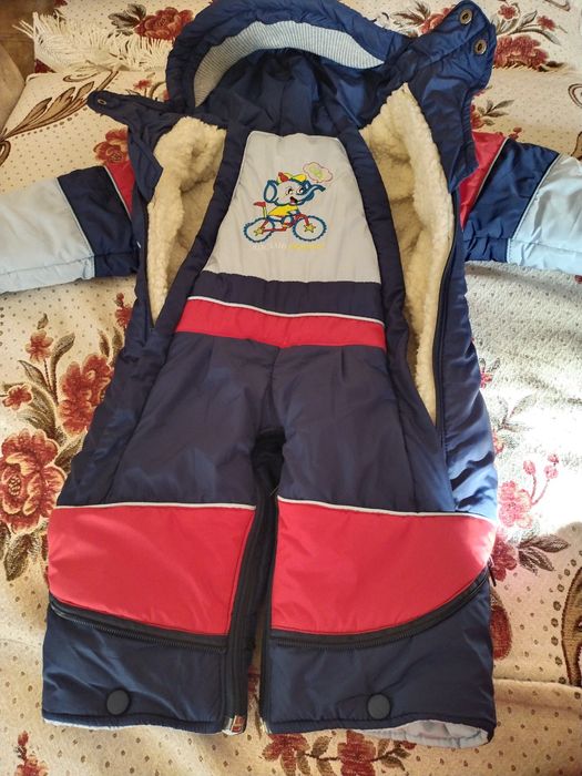 Продается зимний комбинезон