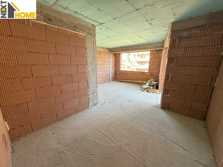 Продава се Тристаен апартамент в Асеновград - 91 кв.м за 992 €/кв.м - Снимка #16