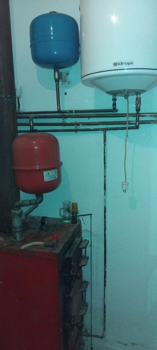 Vand centrală pe lemne