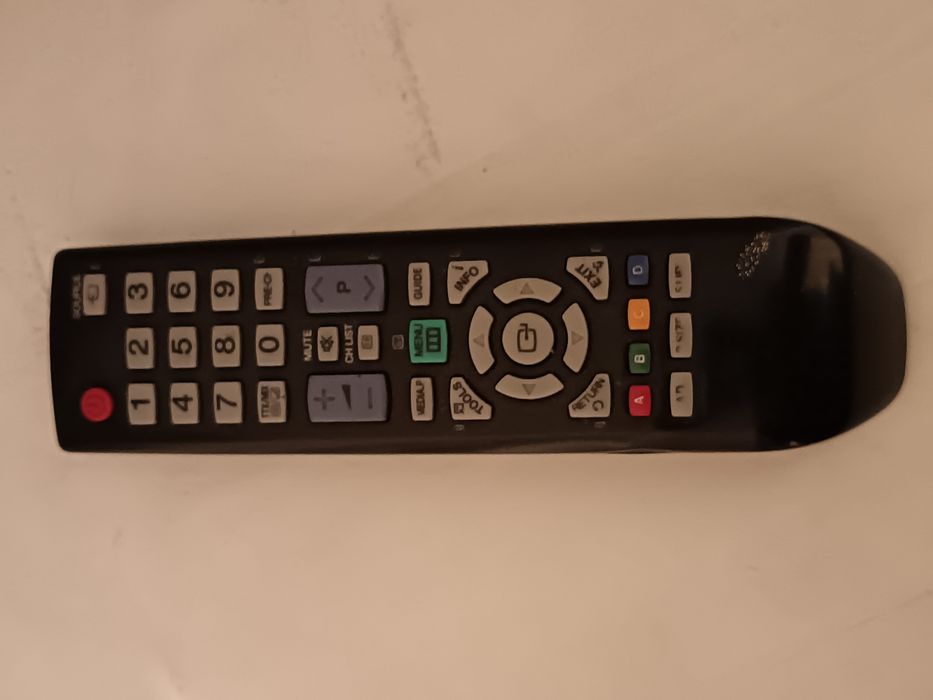 Телевизор Samsung LE32C350D1W неисправный