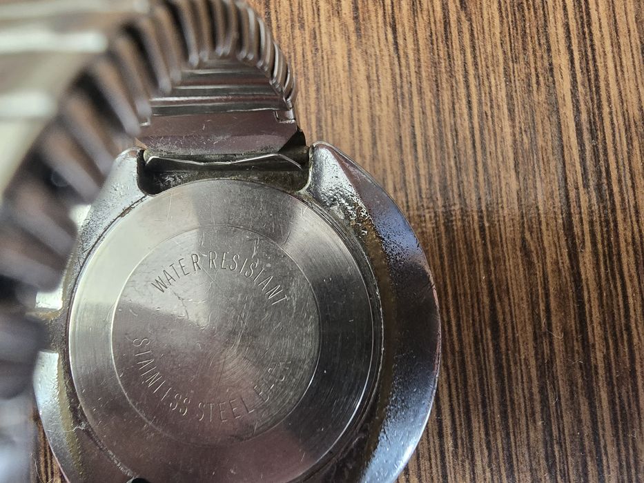 Винтич часовник Timex UFO