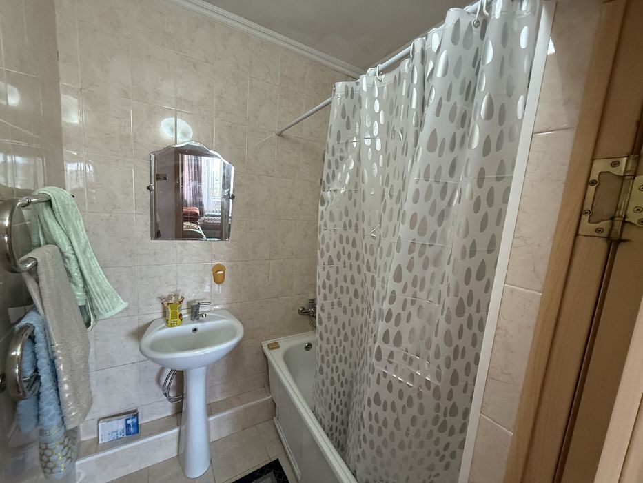 Сдаётся 2-х комнатная квартира