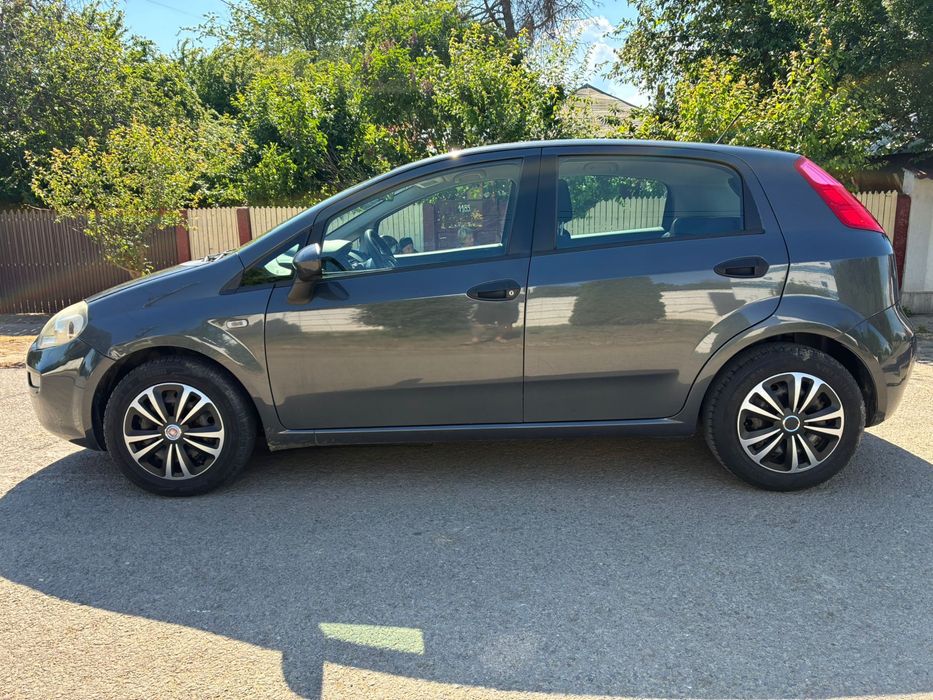 FIAT Punto 2015 — imagine 4