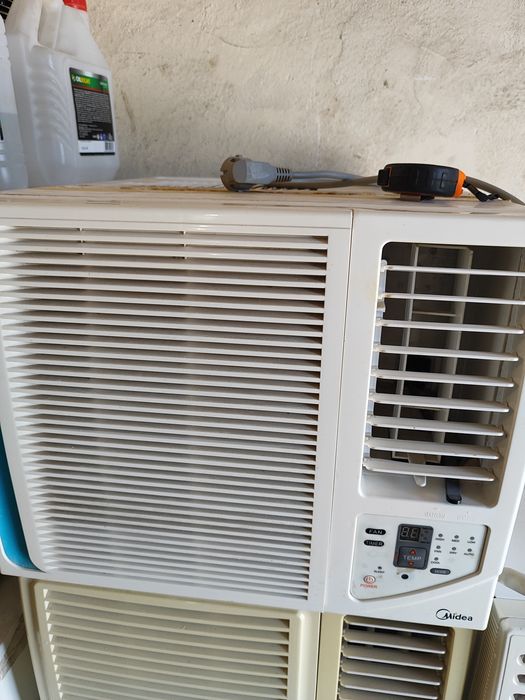 Оконный кондиционер Midea