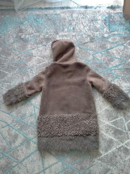 Продам верхнюю одежду