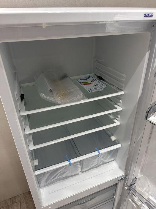 Продам холодильник 150.000