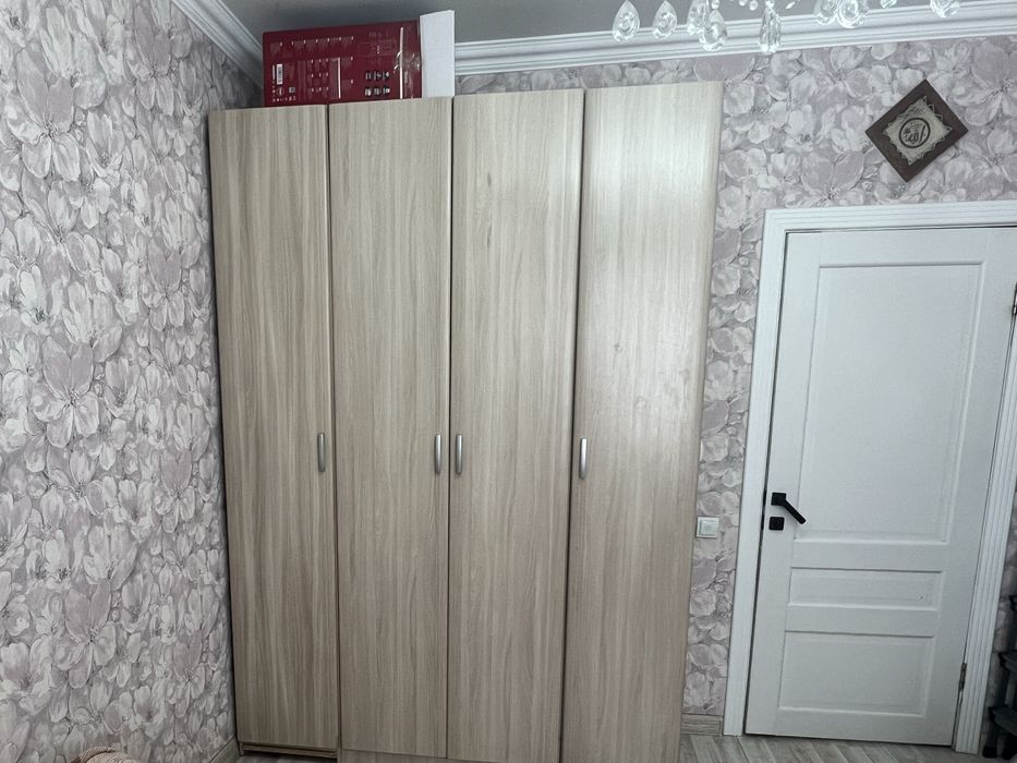 Бу мебель шкаф и две кровати