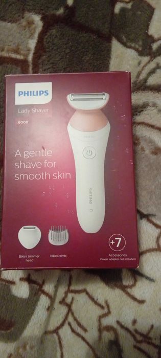 Vând aparat de ras femei.