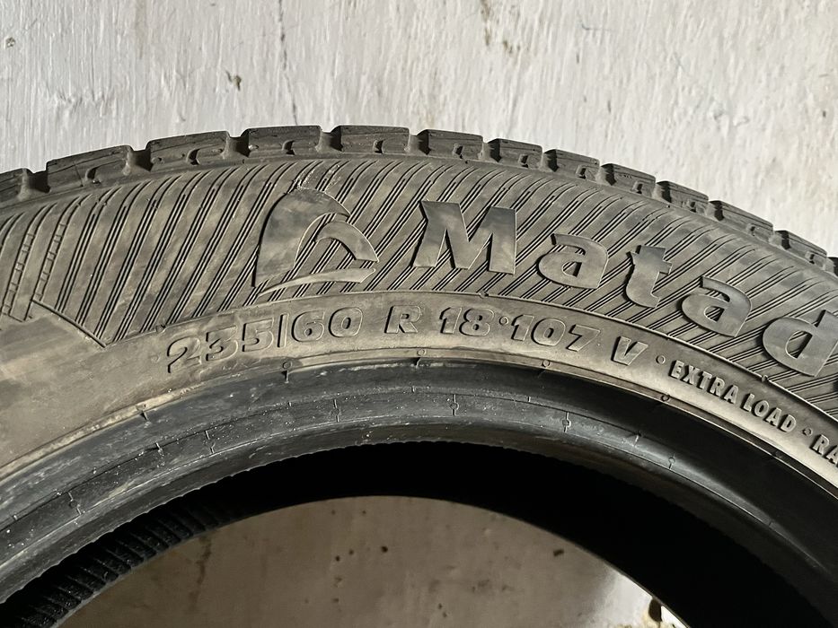 Летние шины на 18