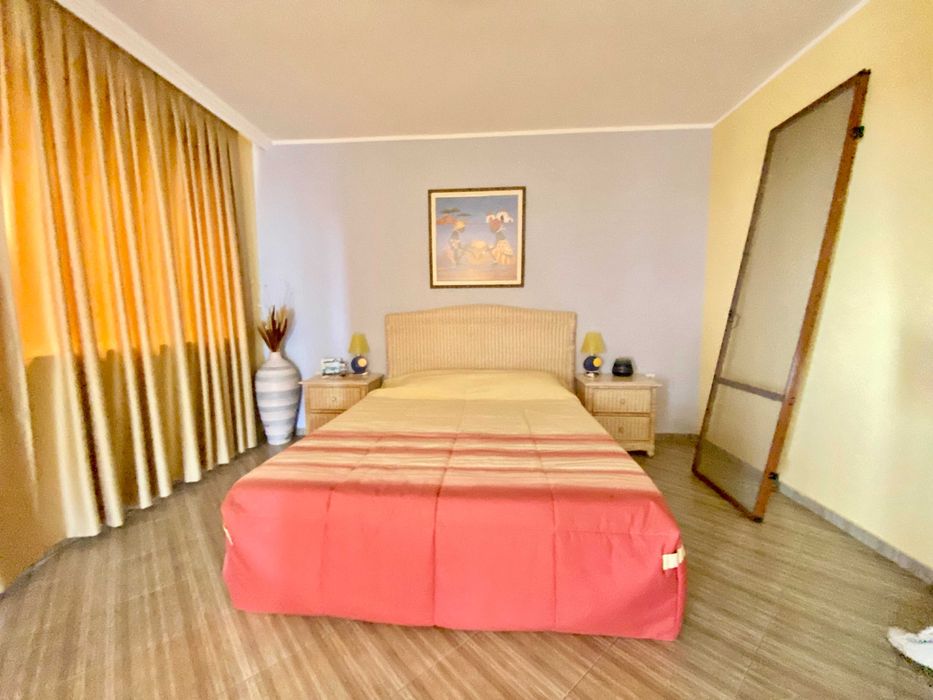 Продава се Двустаен апартамент в к.к. Слънчев бряг - 250 кв.м за 1213 €/кв.м - Снимка #20