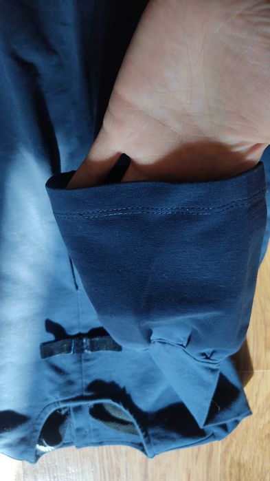 продаю вещи на девочку( платья). Рост 116