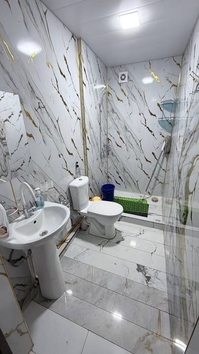 Chorsu Qoratosh Samarqand darvoza 100m2