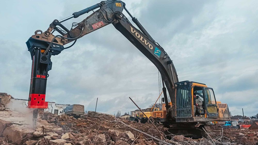 Гидромолот HammerMaster HM240 для CAT, Komatsu, Hitachi
