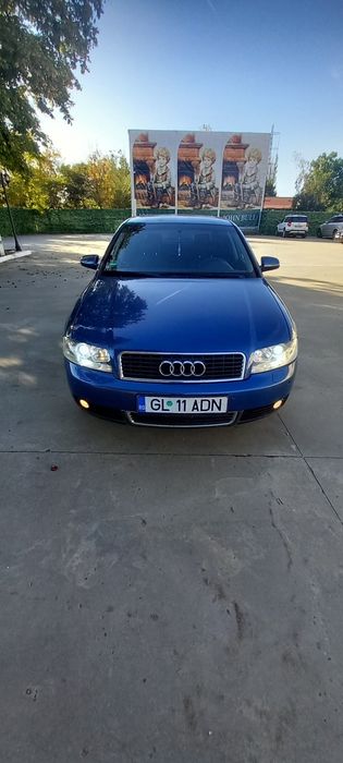 Audi A4 2002 benzină, 1.200 € — imagine 1