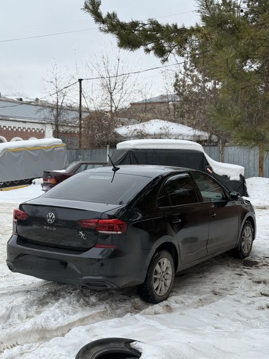 Volkswagen POLO 2021