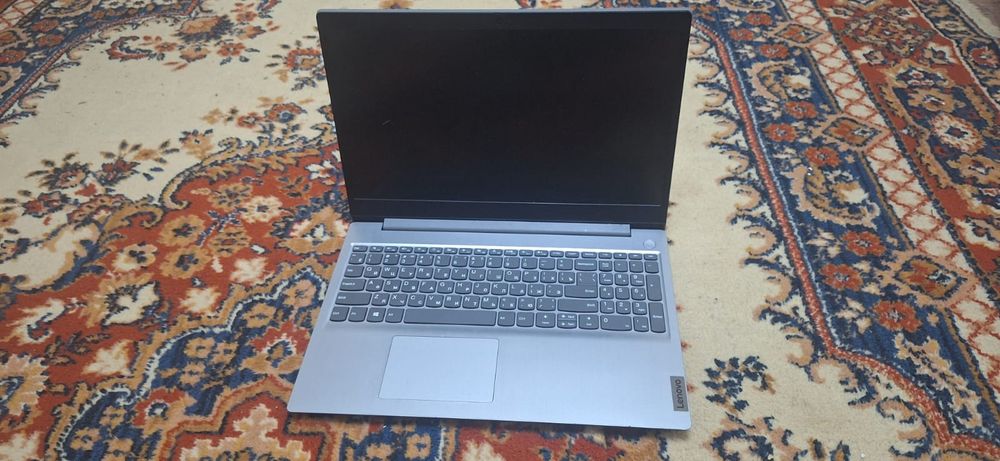 Ноутбук LENOVO продам
