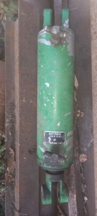 Гидроцилиндр Джон Дир