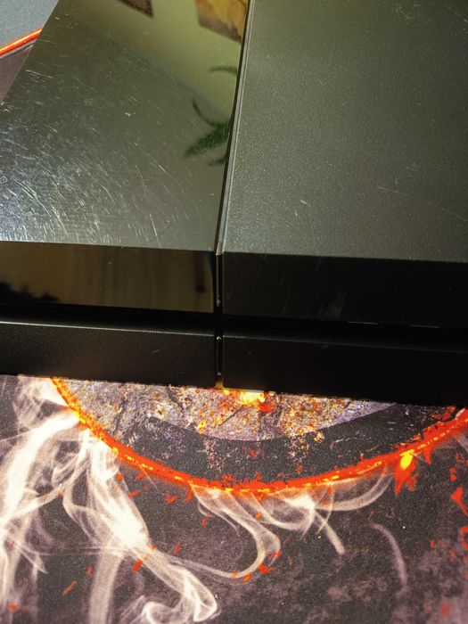 Consola PS4 Fat 2 TB HDD, Controller + 3 Jocuri Cadou