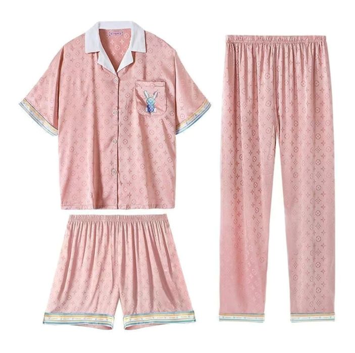 Женскии пижама сатылады