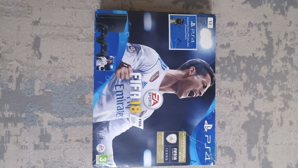 Sony PS4 продам...