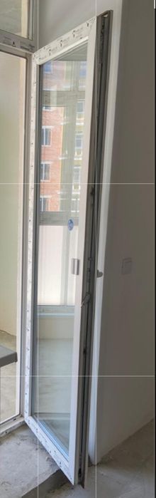 Продам новую пластиковую дверь